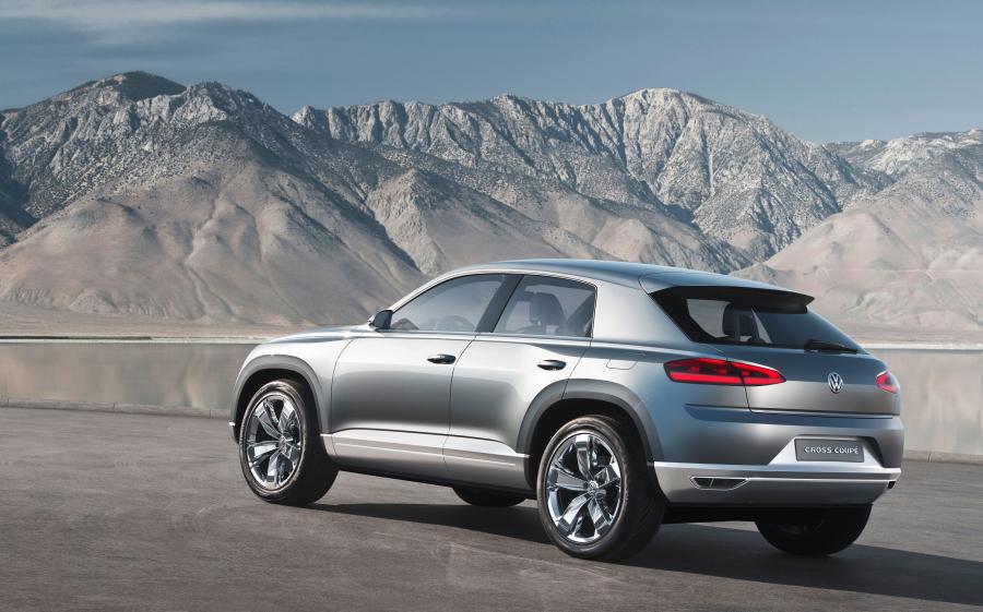  Volkswagen Cross Coupe Concept 2011 года  (фото 8 из 22)